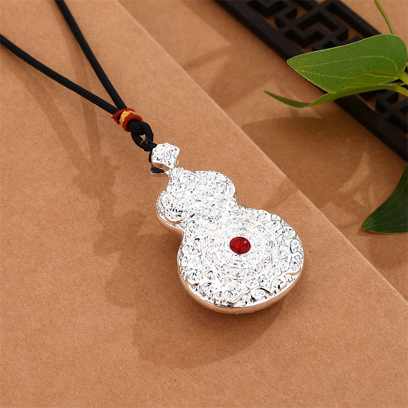 Naszyjnik Błogosławieństwo Bia – Men Accessories Ethnic recenzja i cena